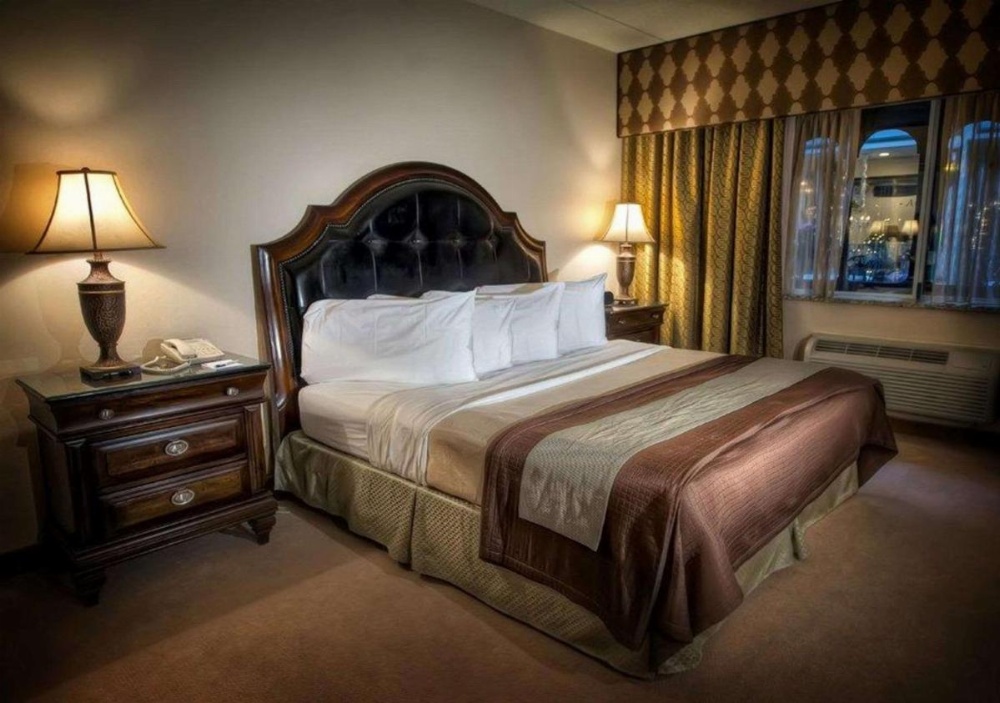 King Suite with Spa Bath